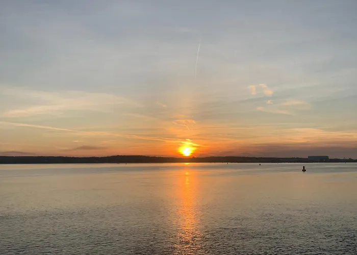 2025 Award Winner Liverpool Strawberry House - 3 Bedrooms